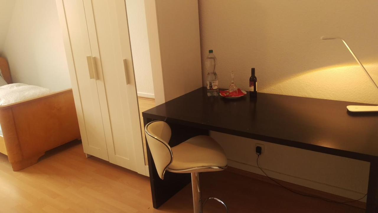 Nice Private Room In Shared Apartment - 2Er Wg Висбаден Экстерьер фото